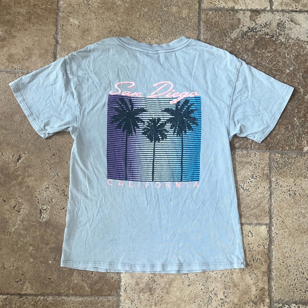 wild fable san diego oversized graphic tee size XS